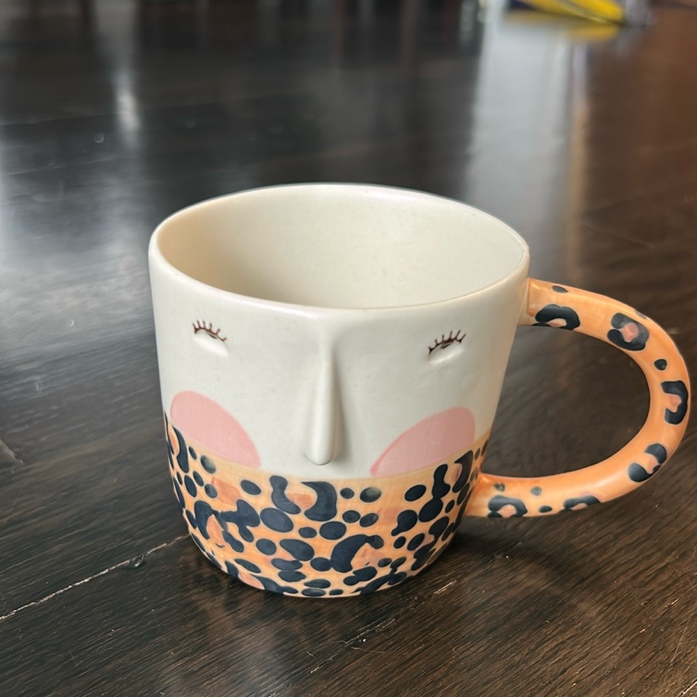 3D , Anthropologie Fotiini Tikkou Visage Stoneware Leopard Print Face Mug
